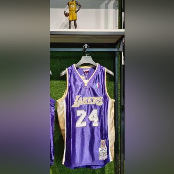 Jersey - Picture 4 of 6